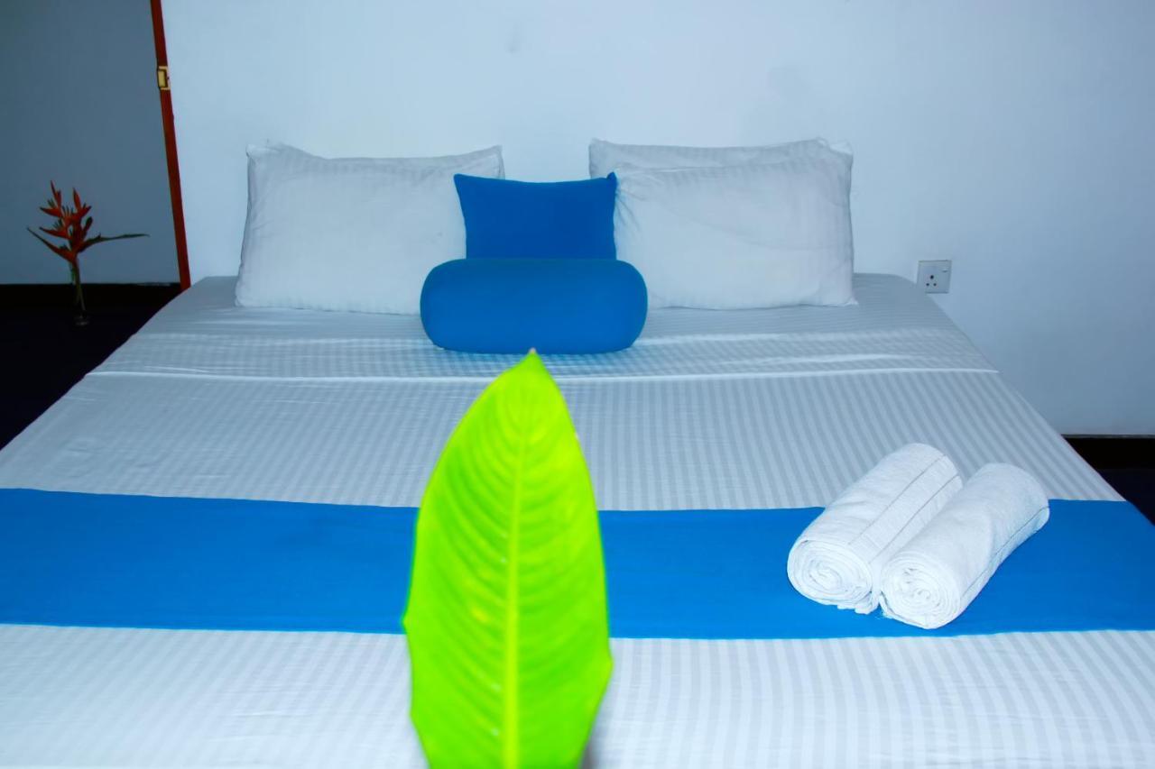 Karadiya Beach Resort タンガラ エクステリア 写真